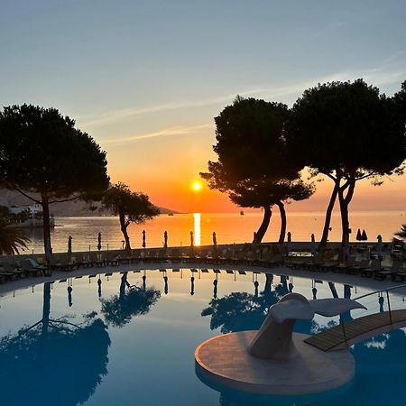 Hotel Vacances Bleues Delcloy Saint-Jean-Cap-Ferrat Exteriör bild