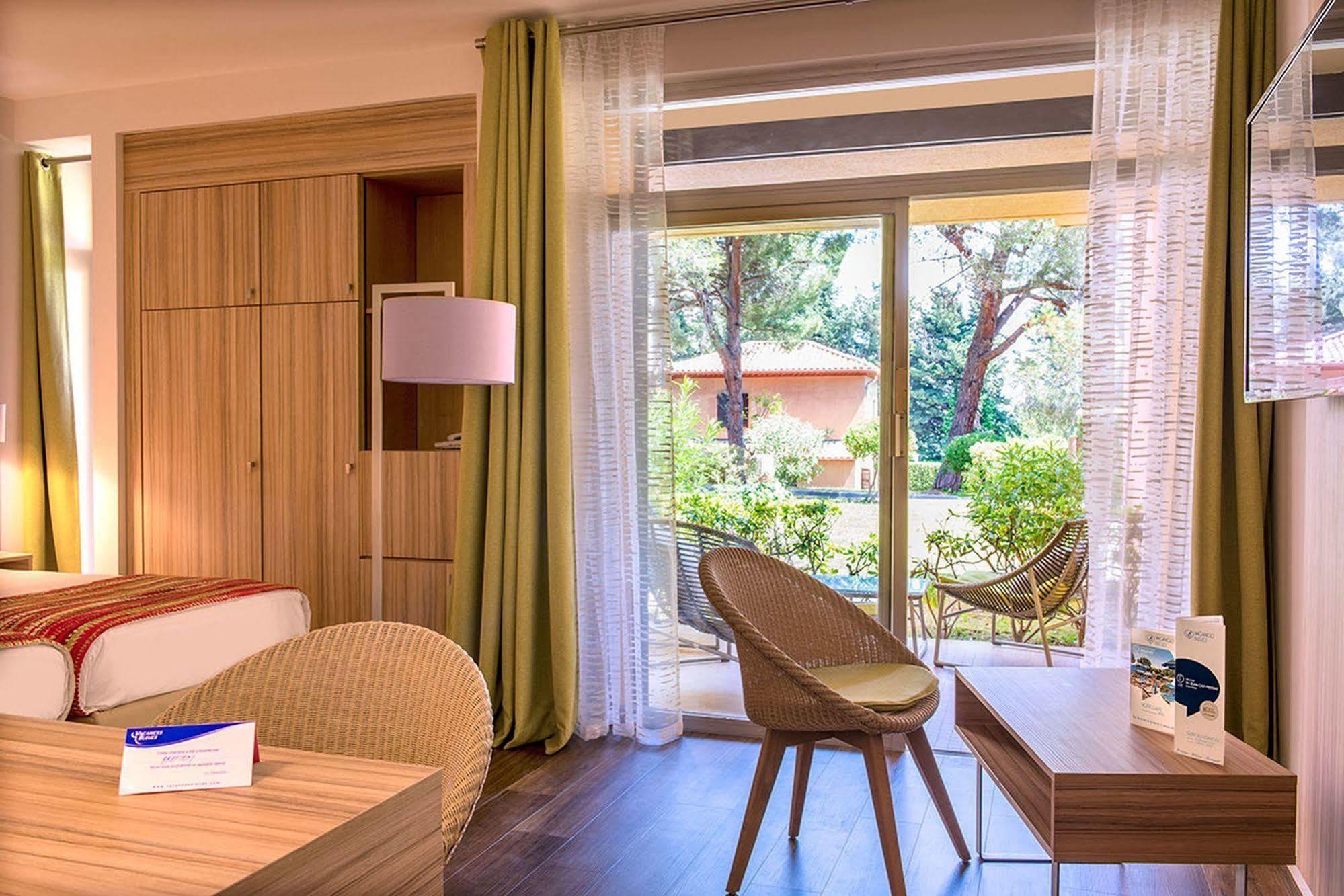 Hotel Vacances Bleues Delcloy Saint-Jean-Cap-Ferrat Exteriör bild